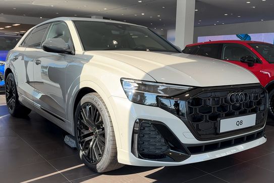 Audi Q8 TFSI e quattro