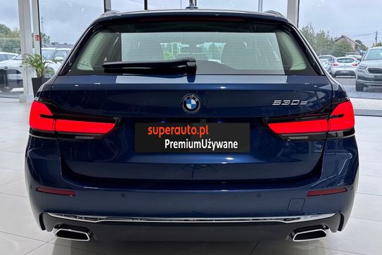 BMW Seria 5 530e Luxury Line sport-aut
