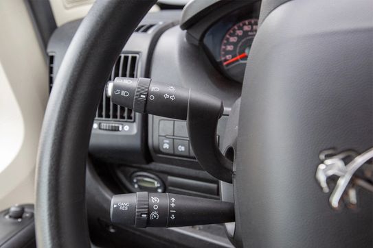 Peugeot Boxer Kontener 8EP + Winda