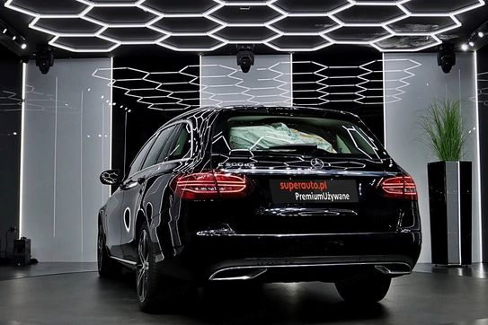 Mercedes Klasa C 300 de 9G-TRONIC