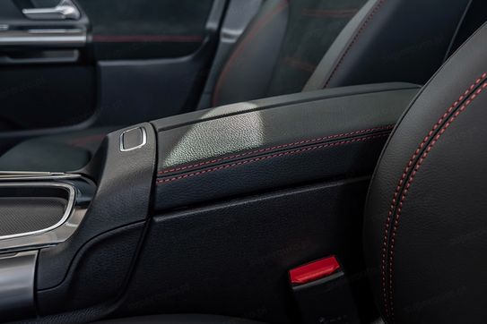 Mercedes GLA 220 4-Matic AMG Line