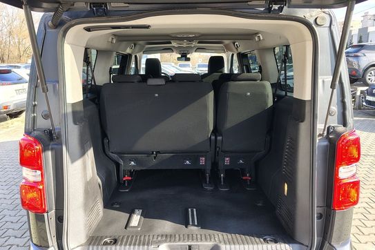 Peugeot Traveller BlueHDi