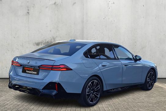 BMW Seria 5 520d mHEV M Sport aut