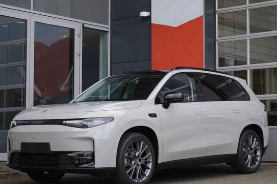 Leapmotor C10 Design 1.5 Hybrid