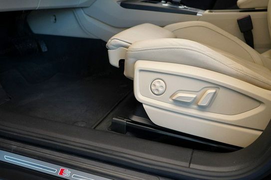 Audi Q5 45 TFSI mHEV quattro S Line S tronic