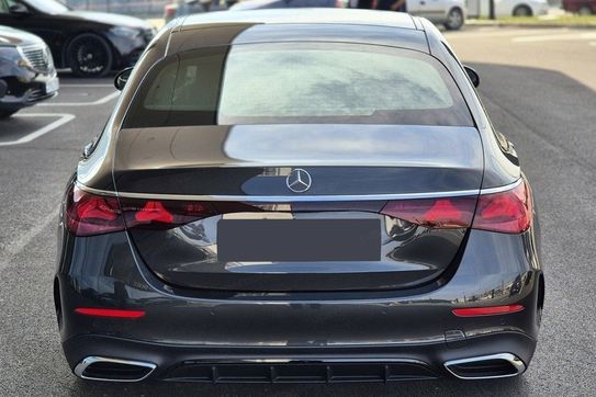 Mercedes E Klasa 220 d 4-Matic AMG