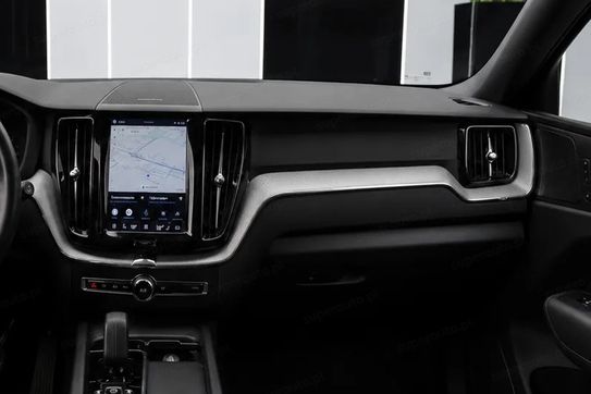 Volvo XC60 B4 D AWD Plus Dark aut