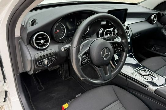 Mercedes Klasa C 220 d 9G-Tronic