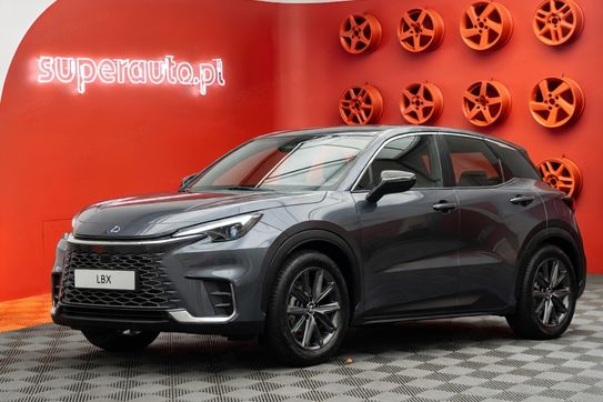 Lexus LBX Elegant 1.5 Hybrid