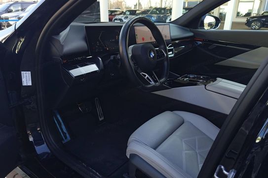 BMW Seria 5 520d xDrive mHEV M Sport aut