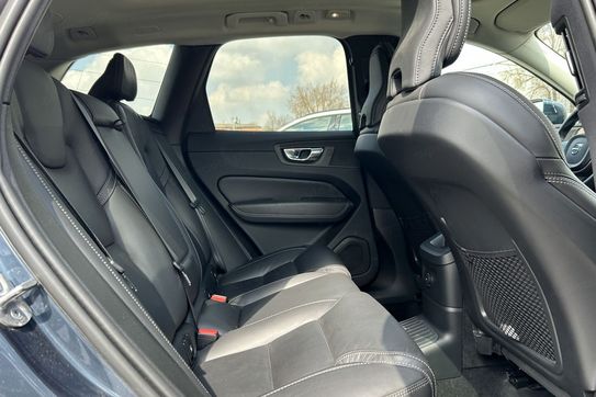 Volvo XC60 T6 Plug-In Hybrid AWD Plus Bright aut