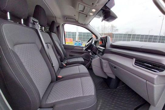 Volkswagen Caravelle TDI L2H1