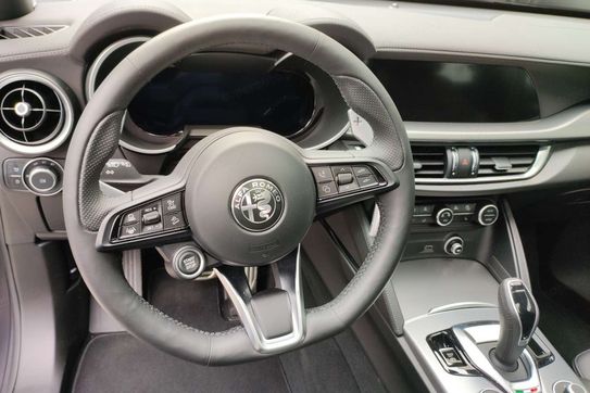 Alfa Romeo Stelvio Turbo Veloce Q4