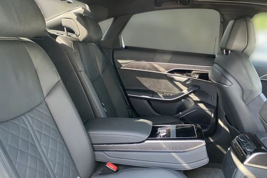 Audi A8 50 TDI quattro