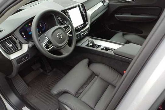 Volvo XC60 T6 Plug-In Hybrid AWD Plus Dark aut