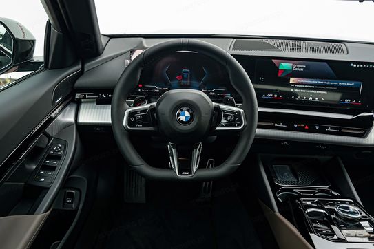 BMW Seria 5 Touring 520d xDrive M Sport