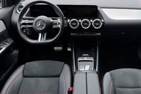 Mercedes GLA 250 e AMG Line