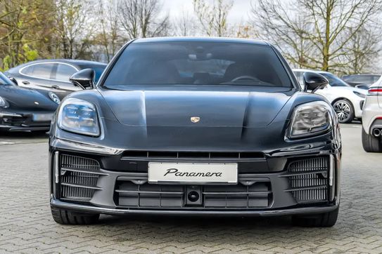 Porsche Panamera 4 E-Hybrid