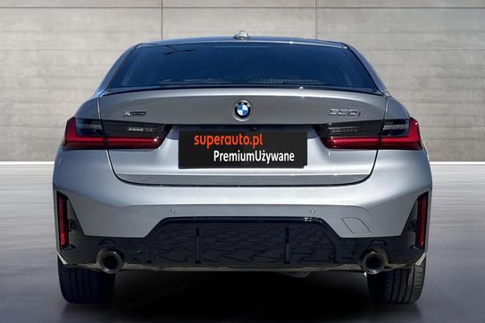 BMW Seria 3 330i xDrive M Sport