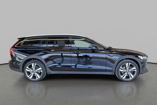 Volvo V60 CC B4 D AWD aut