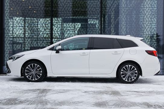 Toyota Corolla 1.8 Hybrid Style