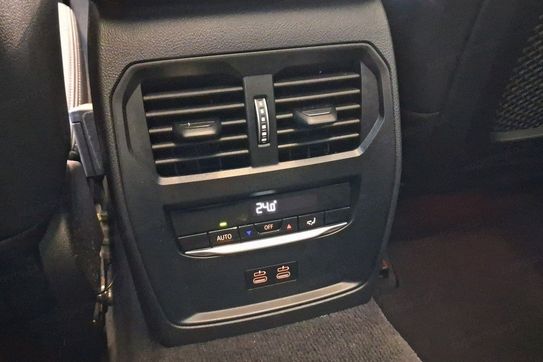 BMW Seria 3 320d xDrive mHEV aut