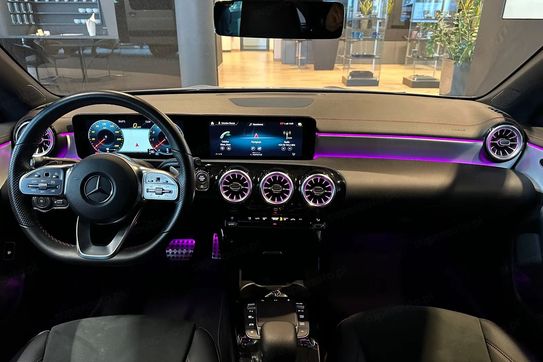 Mercedes CLA 200 AMG Line 7G-DCT