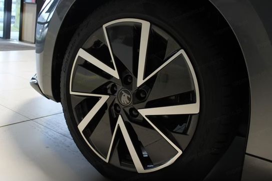 Skoda Octavia Sportline 1.5 TSI m-HEV DSG