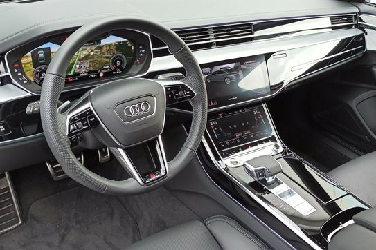 Audi A8 50 TDI quattro