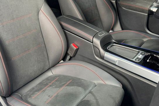 Mercedes GLB 220  4-Matic AMG Line