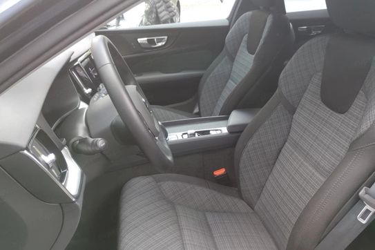 Volvo V60 B4 B Core