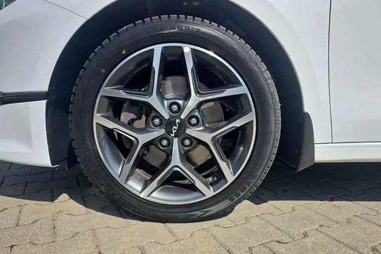 Kia Ceed 1.5 T-GDI  DCT