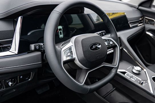 JAC JS8 PRO 1.5 T-GDI 7 DCT 7os.