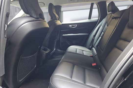 Volvo V60 B3 B Plus Bright