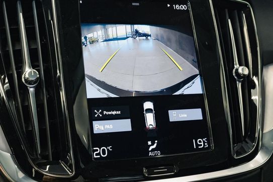 Volvo V60 B4 D Momentum Pro