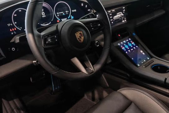 Porsche Taycan 4S Black Edition