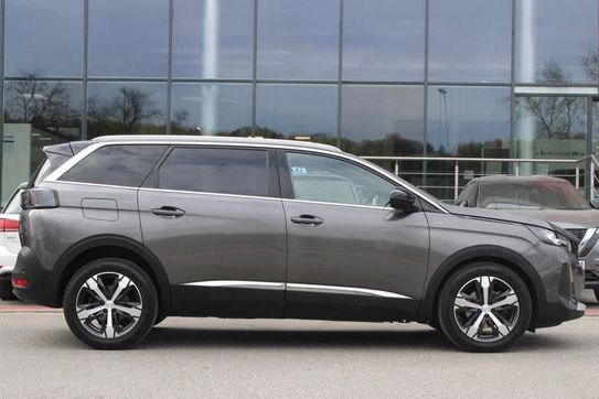 Peugeot 5008 1.6 PureTech GT EAT8