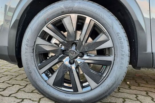 Peugeot 2008 GT Exclusive e-DCS6 1.2 PureTech mHEV