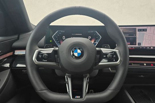 BMW Seria 5 520d xDrive M Sport