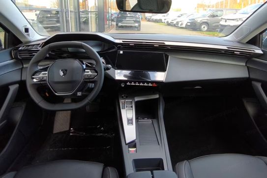 Peugeot 308 Allure 1.2 mHEV e-DCS6