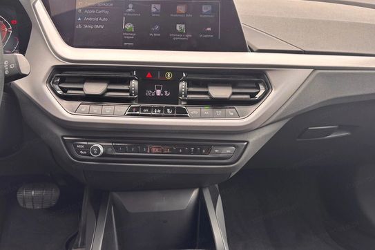 BMW Seria 1 118i Advantage