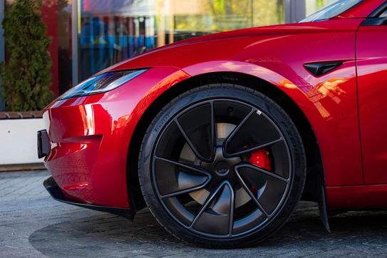 Tesla Model 3 Performance AWD