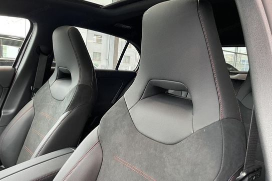 Mercedes Klasa A 220 4-Matic AMG Line