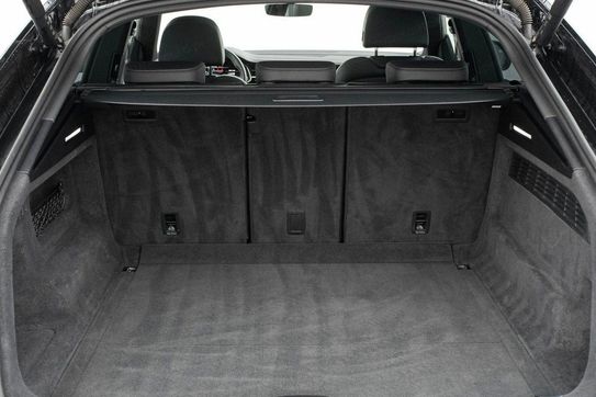 Audi Q8 45 TDI mHEV quattro Tiptronic