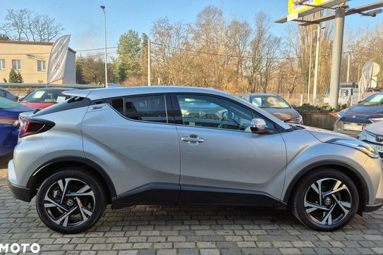 Toyota C-HR Hybrid Style