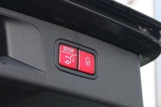 Mercedes Klasa E Kombi 220 d 4MATIC AMG Line