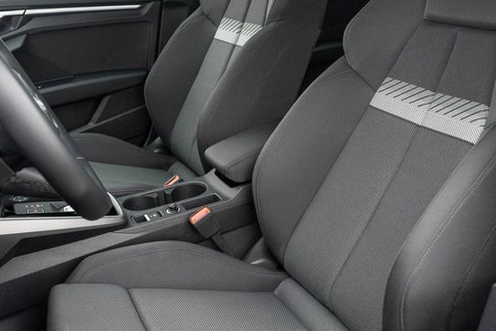 Audi A3 35 TFSI mHEV S tronic