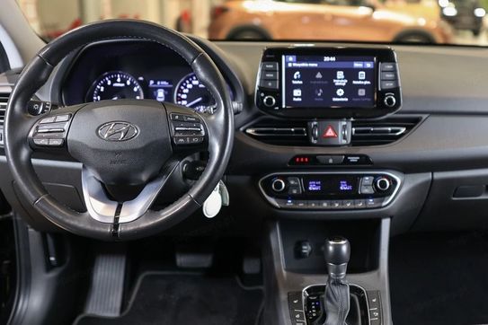 Hyundai i30 1.0 T-GDI Smart DCT