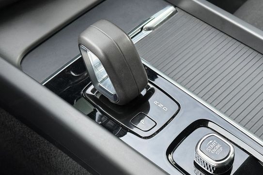 Volvo XC60 B4 B Momentum Pro