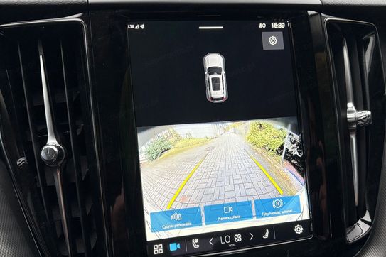 Volvo XC60 B5 B AWD Plus Dark